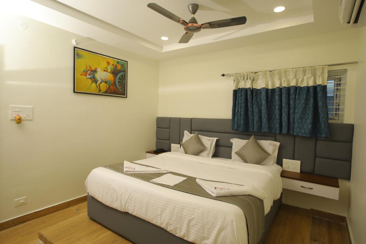 Radha Rani Residency Hotel Khammam Exterior photo